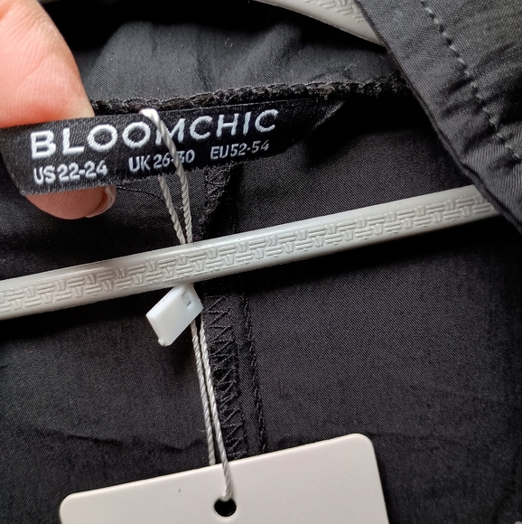 BloomChic Black Lightweight Hooded Jacket 22W-24W NWT - Picture 5 of 11